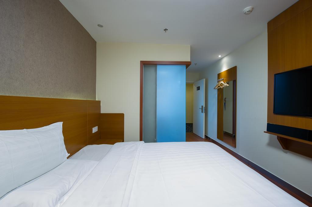 7Days Premium Guilin Seven Star International Exhibition Center Hotel Szoba fotó